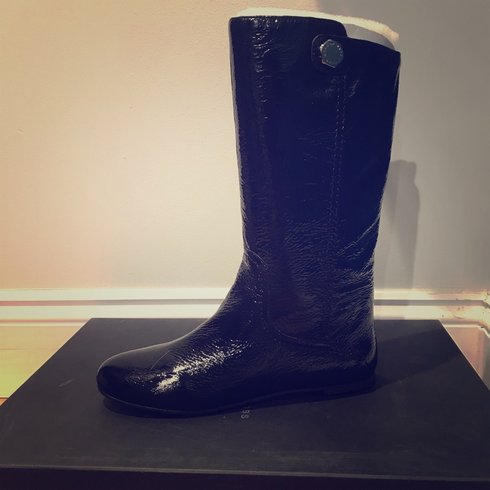 New Marc by Marc Jacobs black patent leather boots